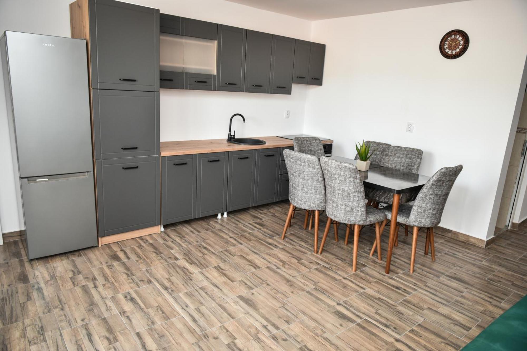 Apartament'S Moise Turda Esterno foto